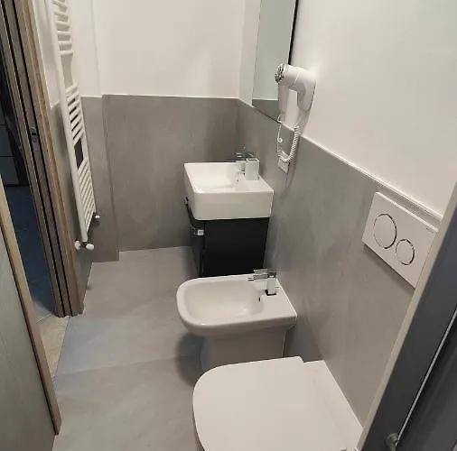 Helianthus ゲストハウス 3*